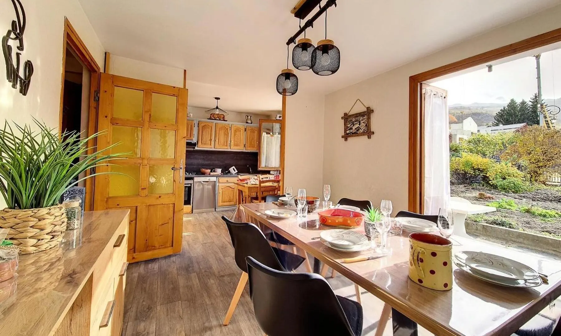 Residence Saint Marcel - Chalet Familial - Centre Village De St Marcel - Terrasse Ouest Mae-2924