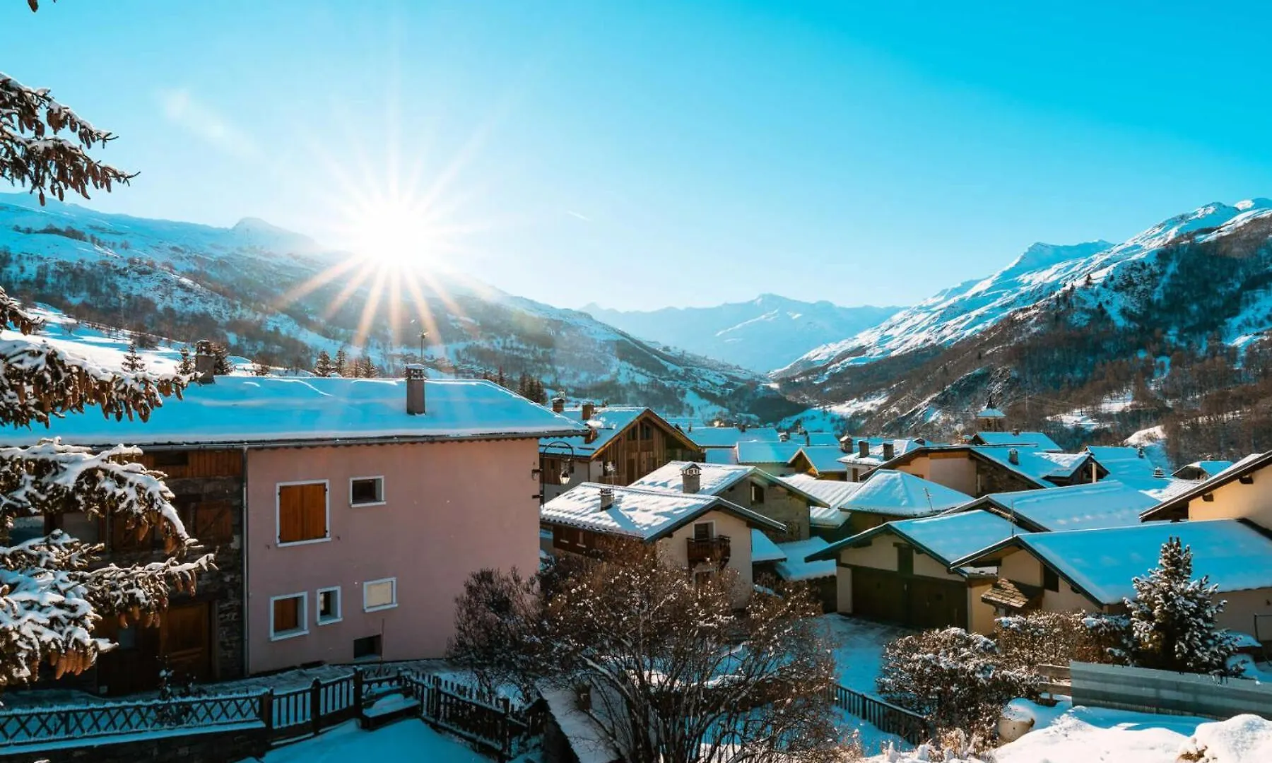 Residence Saint Marcel - Chalet Familial - Centre Village De St Marcel - Terrasse Ouest Mae-2924